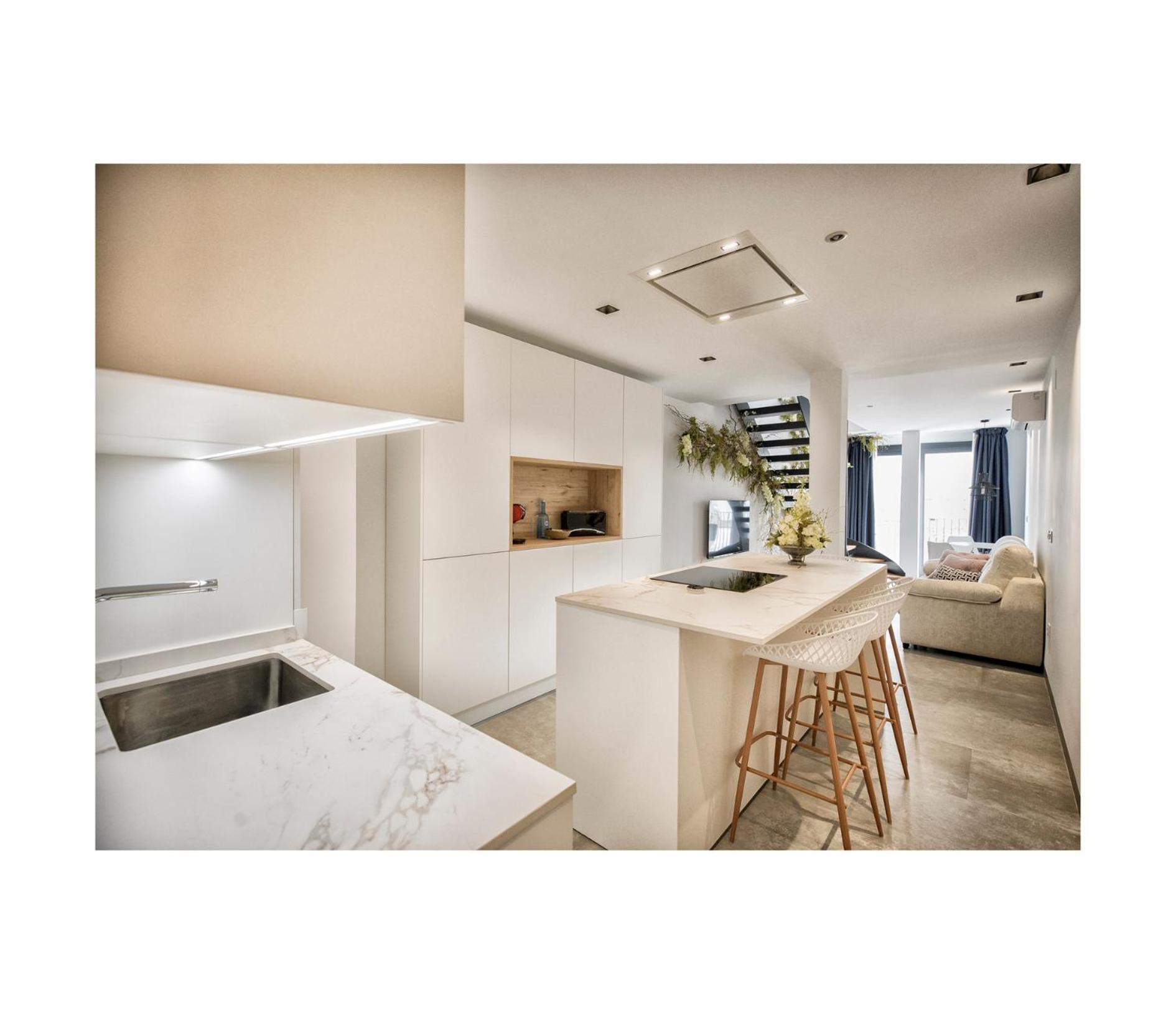 Riam Suites Apartamentos Los Palacios Y Villafranca Luaran gambar